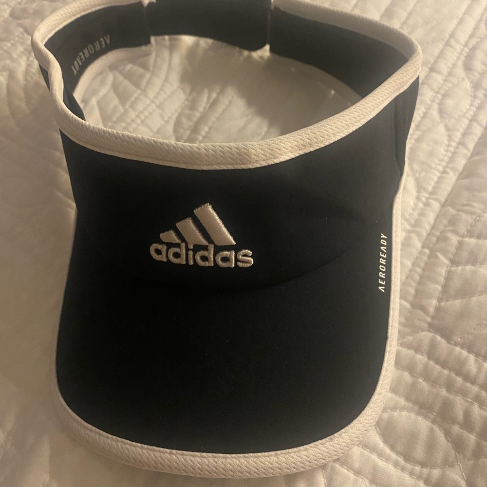 Adidas AEROREADY Black and White Sports Visor adjustable Velcro strap